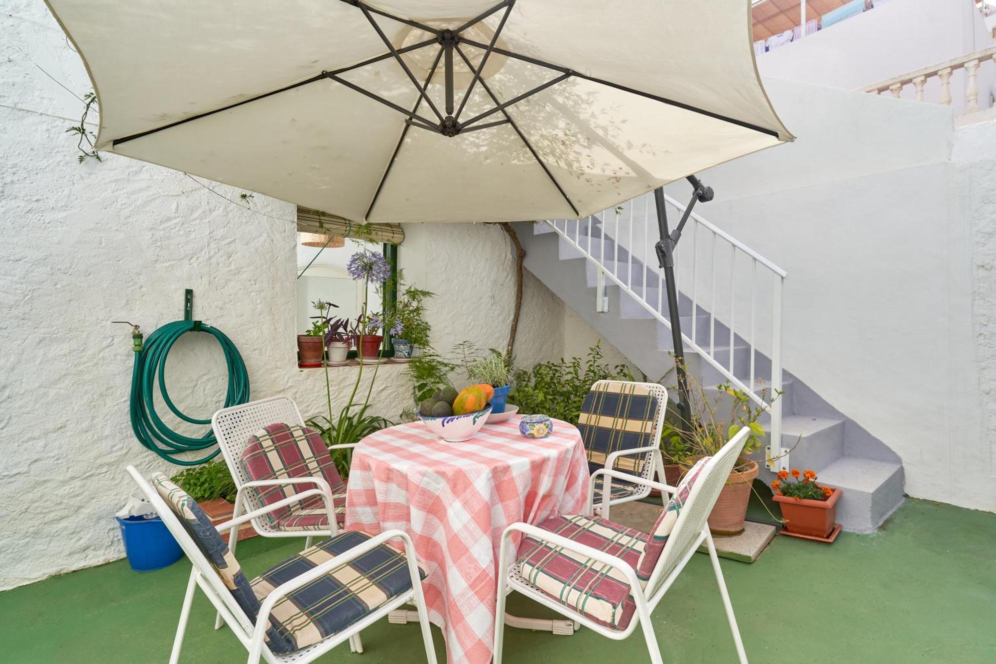 Casa Victoria G Villa Нерха Екстериор снимка